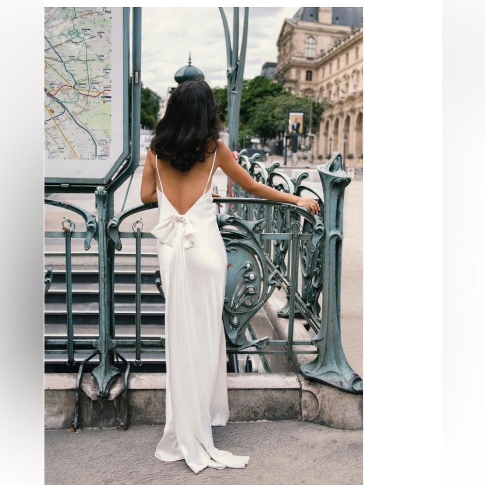 Meshki Kailey Detachable Train Bridal Wedding Satin Dress